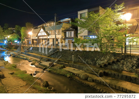 [Shimane Prefecture] Night view of Tamatsukuri Onsen 77295872