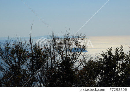 從千葉縣、能古里山和日本寺看到的大海 從千葉縣、能古里山和日本寺看到的大海 77298806