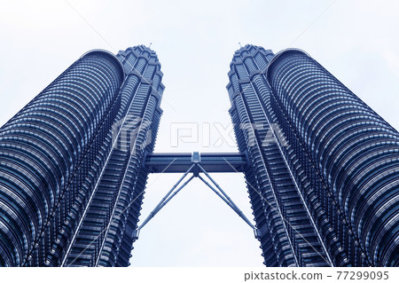 View of The Petronas Twin Towers in Kuala Lumpur, Malaysia. 77299095