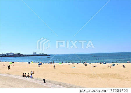Nishikinohama Beach 77301703