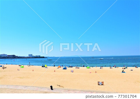 Nishikinohama Beach 77301704