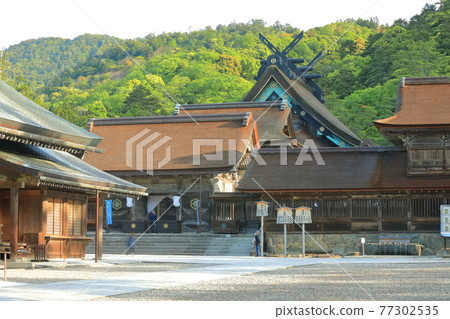 [Shimane Prefecture] Izumo Taisha Shrine in fine weather 77302535