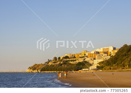 Beach in Rodi Garganico, Apulia, Italy 77305265