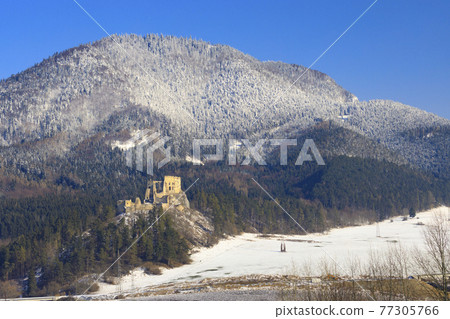 Likava ruins near Ruzomberok in Chocske mountains, Slovakia Likava ruins near Ruzomberok in Chocske mountains, Slovakia 77305766
