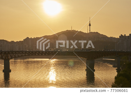 N Seoul Tower, Namsan Tower, Namsan, Seongsu Bridge, Seongdong-gu, Han River, Seoul N Seoul Tower, Namsan Tower, Namsan, Seongsu Bridge, Seongdong-gu, Han River, Seoul 77306081