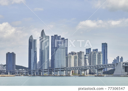 Gwangan Bridge,Marine City,Swimman,Suyu-gu,Haeundae-gu,Busan Gwangan Bridge,Marine City,Swimman,Suyu-gu,Haeundae-gu,Busan 77306547