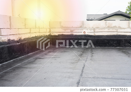 Waterproofing flat roof terrace with roll bitumen 77307031