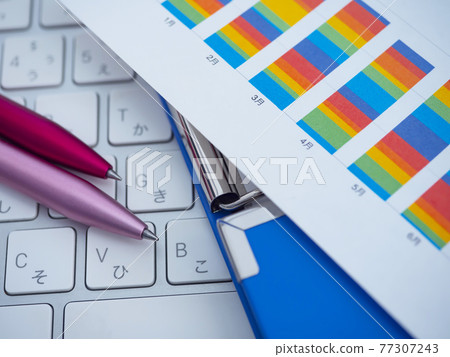 Business image, graph, keyboard, binder, woman Business image, graph, keyboard, binder, woman 77307243