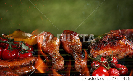 Assorted delicious grilled meat with vegetable 77311496