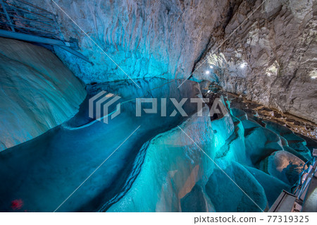Stunning view of baths of Stopica cave in Zaltibor, Serbia. 77319325