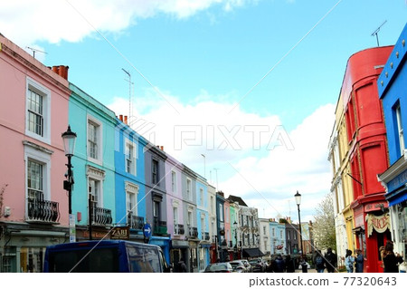 Colorful houses and stylish cityscape of Notting Hill (London, England), a recommended sightseeing spot in London Colorful houses and stylish cityscape of Notting Hill (London, England), a recommended sightseeing spot in London 77320643