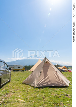 "Shizuoka Prefecture" Mt. Fuji and auto campsite 77322508