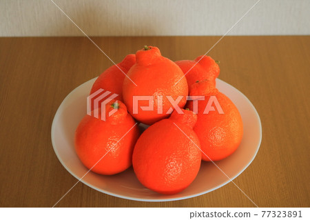 Assorted Mineola oranges 77323891