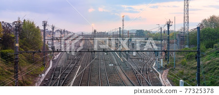 An train station 77325378