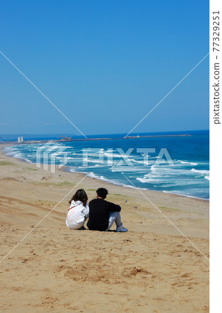 Seashore lover 77329251