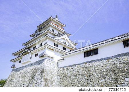 美麗的唐津城堡在佐賀縣唐津市 美麗的唐津城堡在佐賀縣唐津市 77330725