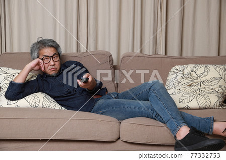 Living Room 77332753