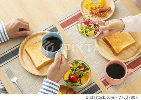 Breakfast for couples (Western food) 77337807