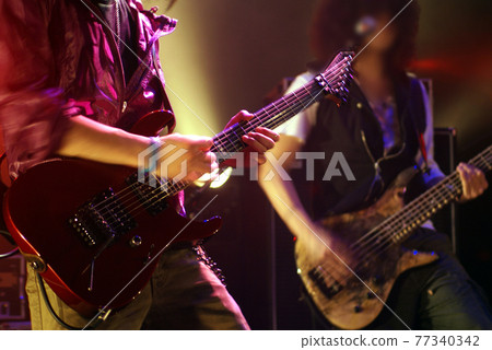 Band Live 77340342