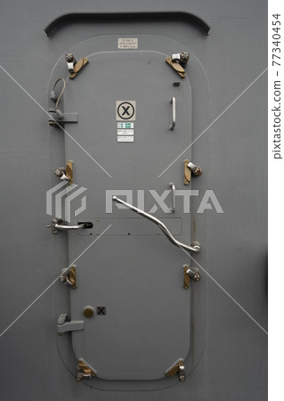 軍事門口，外牆，盔甲，鐵板， 77340454