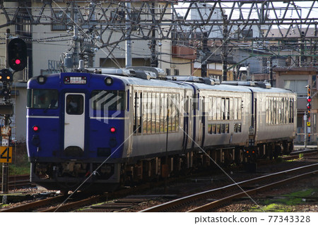 臨時快速列車:只見周*倉(長岡站) 臨時快速列車:只見周*倉(長岡站) 77343328