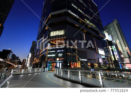 東京澀谷站南口 Cityscape Shibuya Fukuras Night View 東京澀谷站南口 Cityscape Shibuya Fukuras Night View 77351824