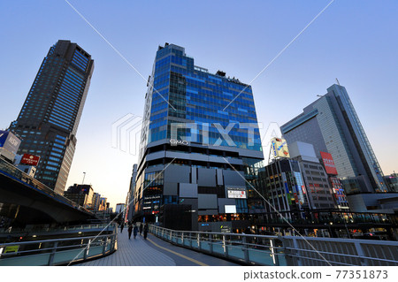 東京澀谷站南口 Cityscape Shibuya Fukuras Night View 77351873