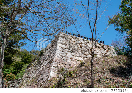 備中松山城，岡山縣高橋市中台子遺址石牆 77353984