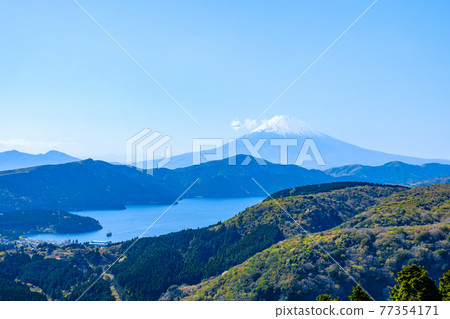 Mt. Fuji seen from Mt. Daikan (April) 77354171