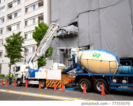 建築施工現場 77355070