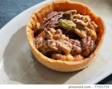 walnut pie, food, brown, nuts, snack 77355754