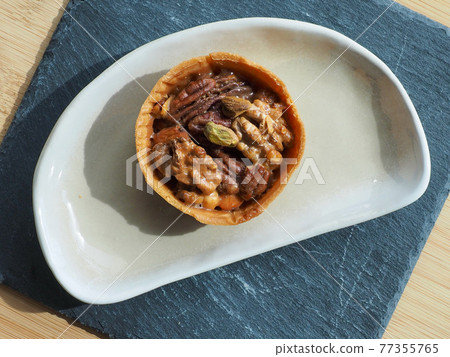 walnut pie, food, brown, nuts, snack 77355765