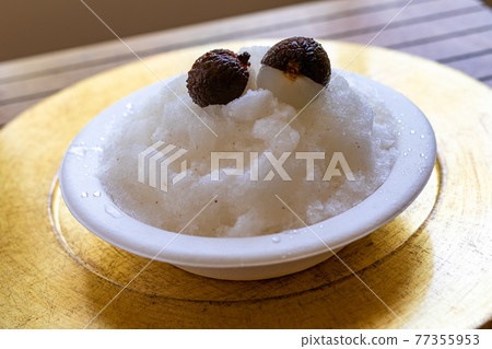 Hawaiian specialty fruit shaved ice Hawaiian specialty fruit shaved ice 77355953