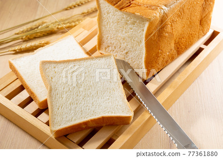 Pan brand image 77361880