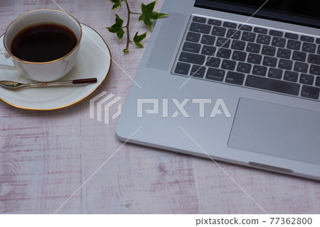 Business telework 77362800