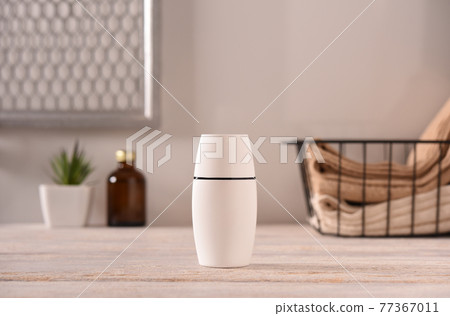 Bathroom skin care bottle 77367011