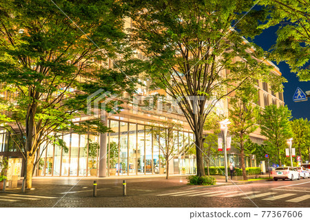 《東京》初夏丸之內辦公區夜景 77367606