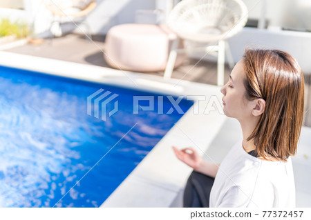 瑜伽瑜伽池畔咒語冥想 瑜伽瑜伽池畔咒語冥想 77372457