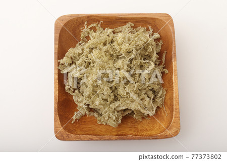 Chopped tororo kelp from Hakodate, Hokkaido 77373802