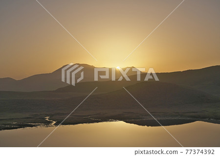 [阿蘇草千里浜（日出）]熊本縣阿蘇市草千里浜 77374392