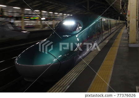 東北新幹線E 5系列（跟隨拍攝） 77376026