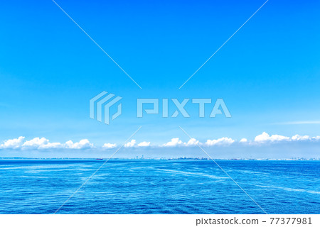 Background material of blue sky and sea Tokyo Bay Background material of blue sky and sea Tokyo Bay 77377981