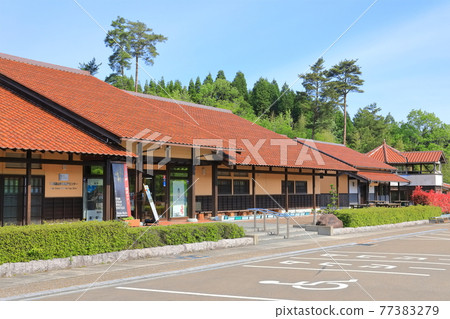 [島根縣] 天氣晴朗的石見銀山世界遺產中心 77383279