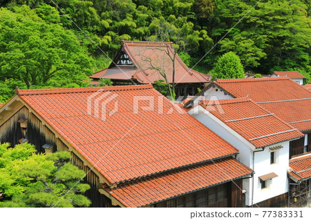 [Shimane Prefecture] Townscape of Ishishu tiles in Omori silver mine (Iwami silver mine) 77383331