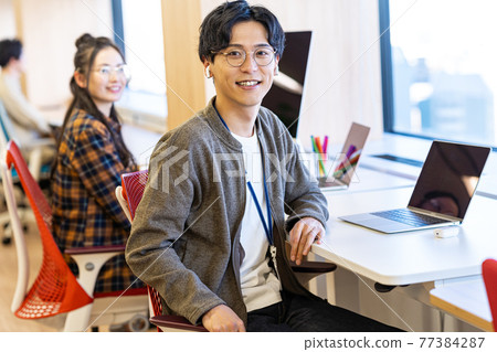 Shared office Shared office 77384287