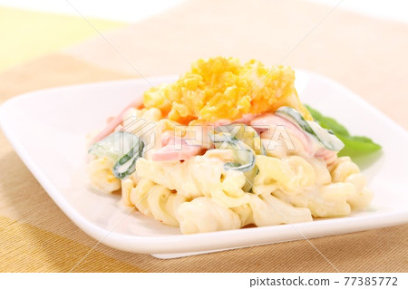 Fusilli 沙拉意大利面意大利面沙拉小盤子 77385772