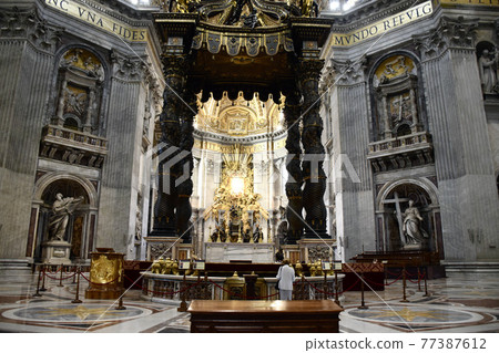 Inside the St. Peter's Basilica in Vatican City, Rome, Italy 77387612