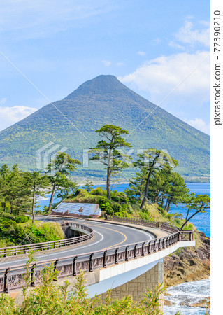 Kaimondake seen from Sebira Nature Park, Minamikyushu City, Kagoshima Prefecture Kaimondake seen from Sebira Nature Park, Minamikyushu City, Kagoshima Prefecture 77390210