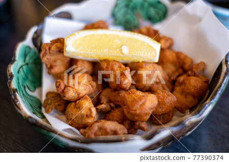 Deep-fried chicken cartilage Deep-fried chicken cartilage 77390374