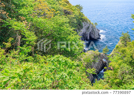Spring Nanatsugama Park Glasses Rock Karatsu City, Saga Prefecture Spring Nanatsugama Park Glasses Rock Karatsu City, Saga Prefecture 77390897